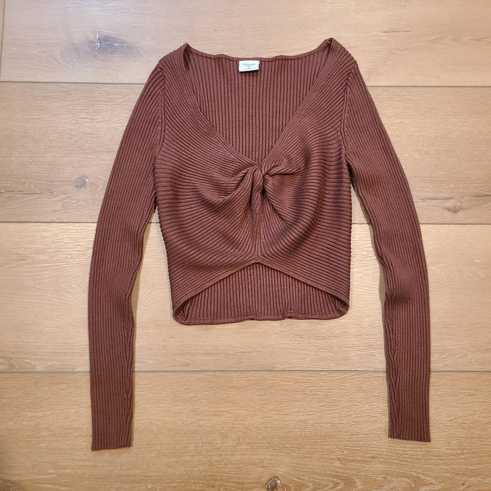 Abercrombie Twist Front Ribbed Sweater Top M